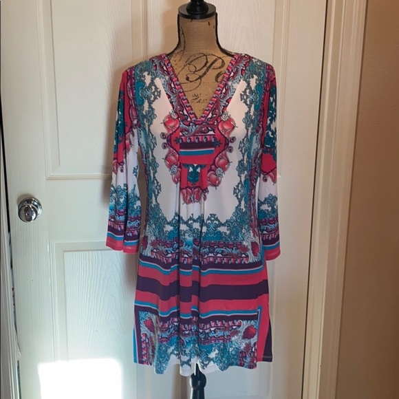 La Moda Dresses & Skirts - Multi colored tunic dress.